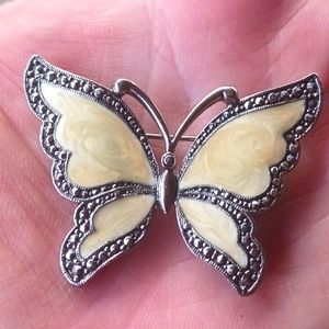 Vintage Butterfly Broch Antique